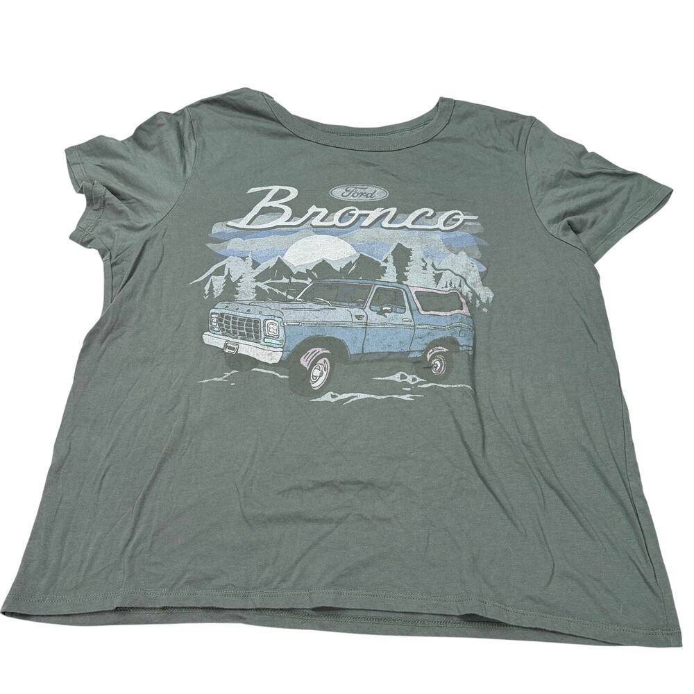 Ford Bronco womens retro green graphic T shirt. Size XL. off roading,